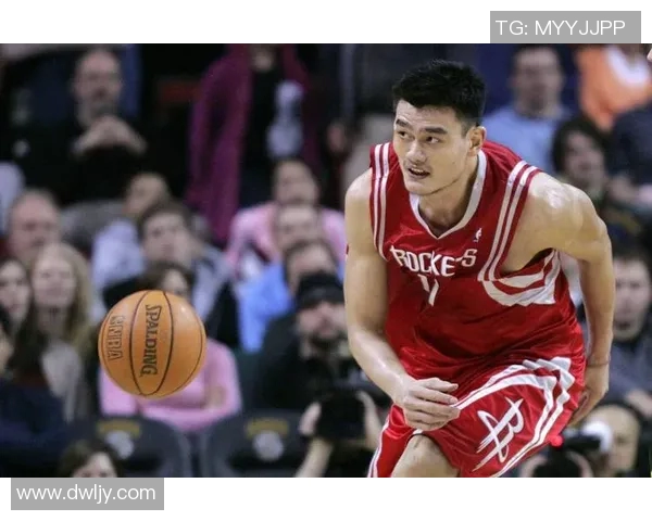 姚明英语能力的提升之路与国际篮球交流的影响分析