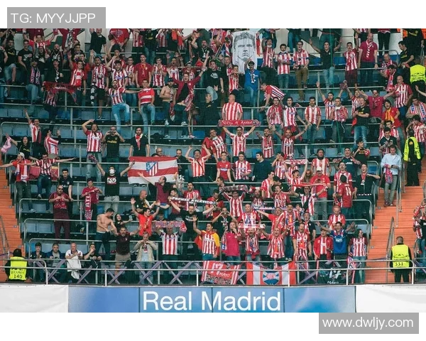 全白发的足球明星如何在绿茵场上重燃激情与荣耀